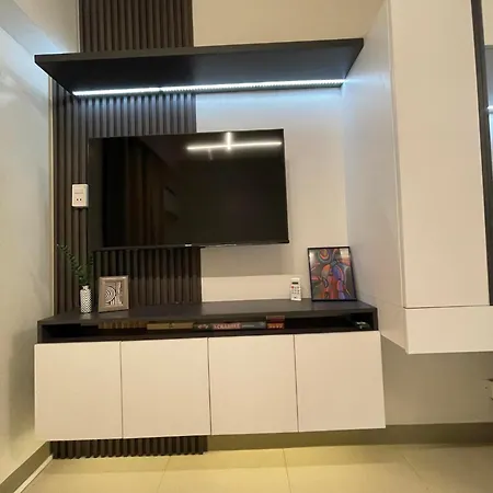 Studio 7